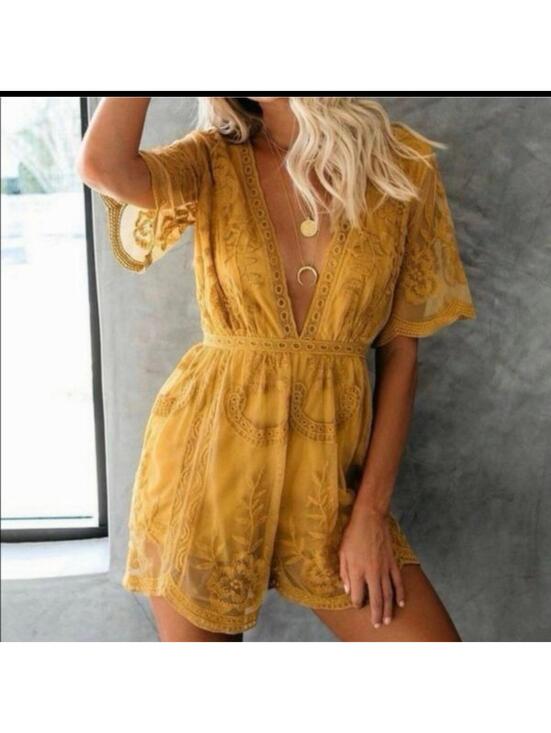 Pants - HYFVE Mustard Lace Romper Size Small NWT